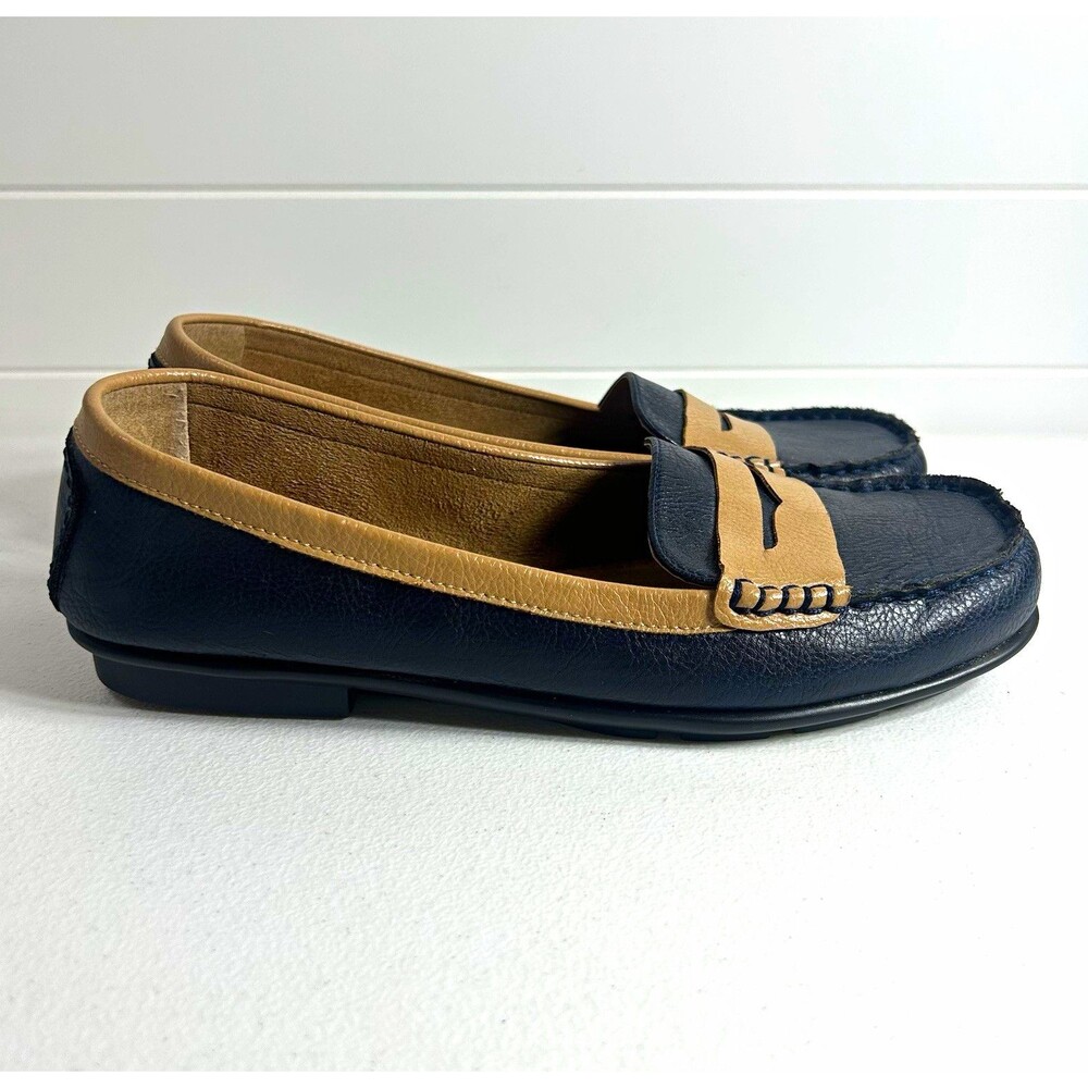 Aerosoles Women’s Loafer Flats Size 9.5 Navy/Beige Colorblock Slip On Comfort